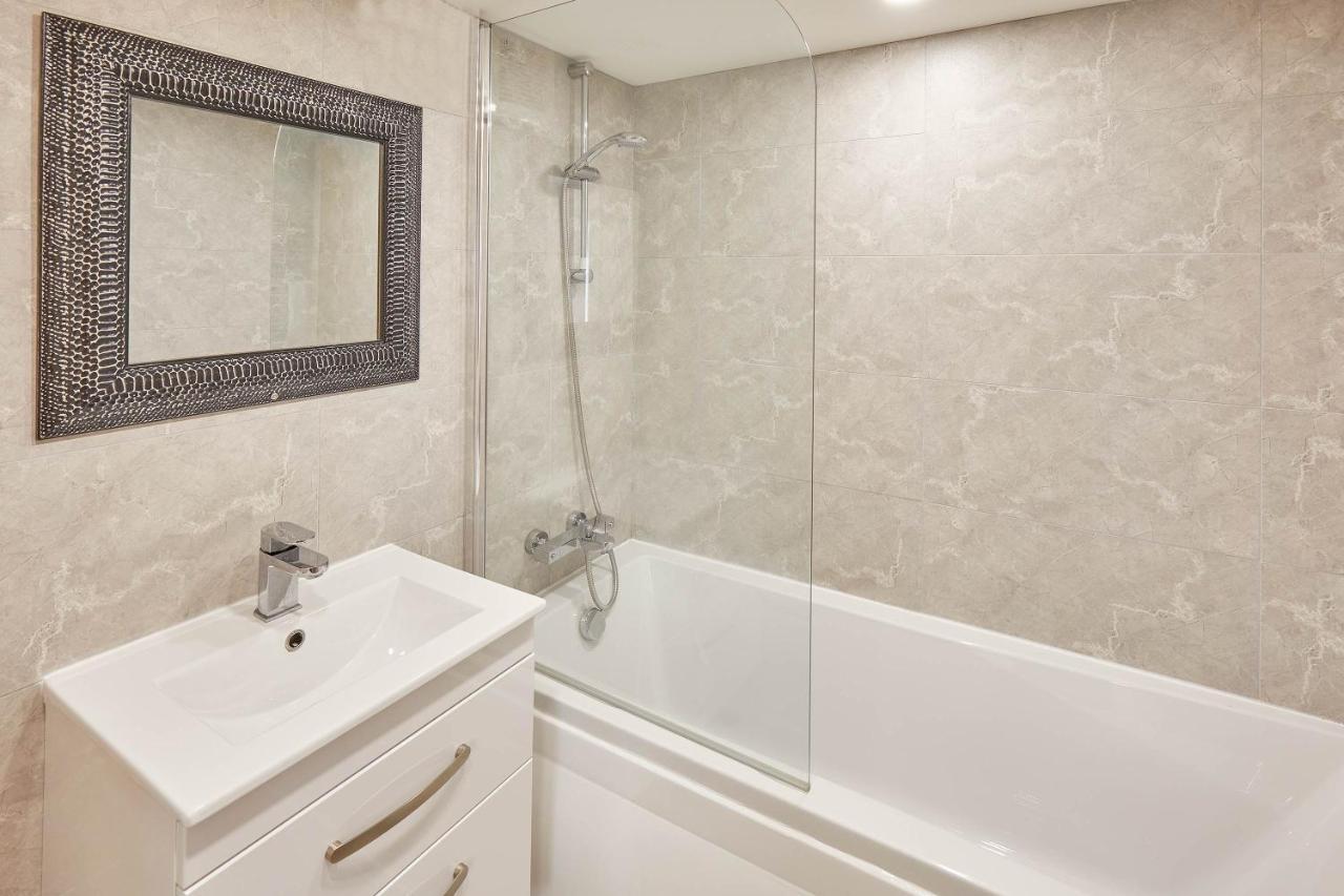 Host & Stay - Lobster Pot Apartment Whitby Bagian luar foto