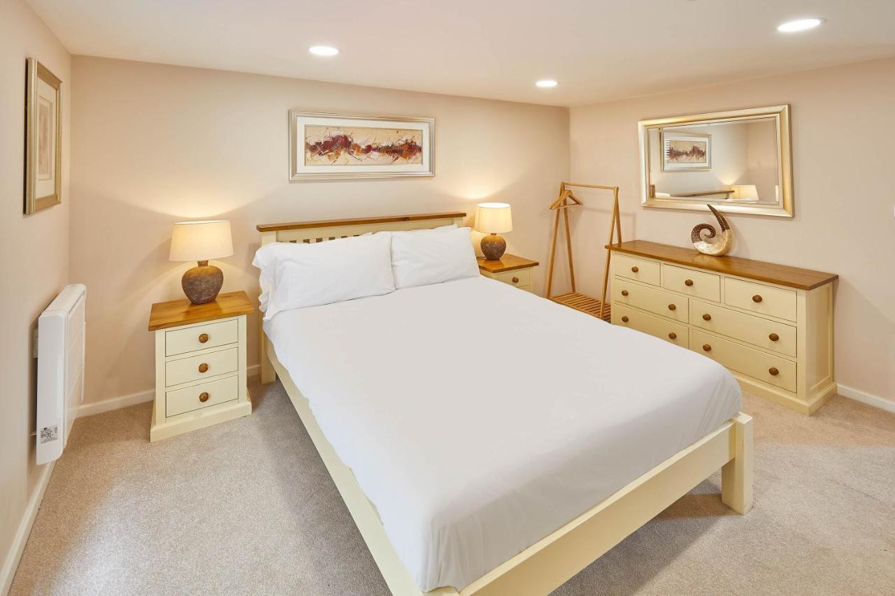 Host & Stay - Lobster Pot Apartment Whitby Bagian luar foto